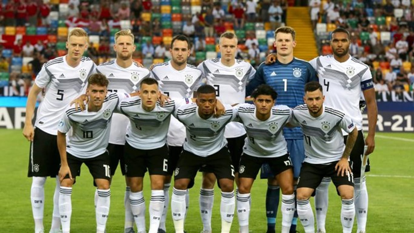 Die deutsche U21 tritt mit einer nur auf einer Position veränderten Startelf im zweiten EM-Spiel an.