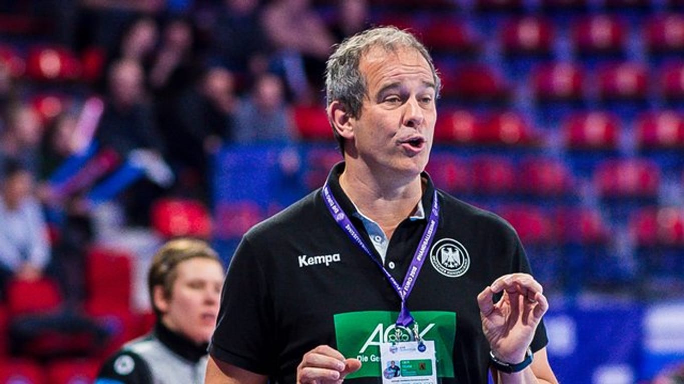 Bekommt es mit den deutschen Handballerinnen bei der WM mit dem Titelverteidiger zu tun: Bundestrainer Henk Groener.