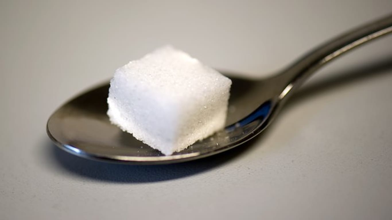 Bei Fruktose-Intoleranz lässt sich Zucker durch Reissirup ersetzen.