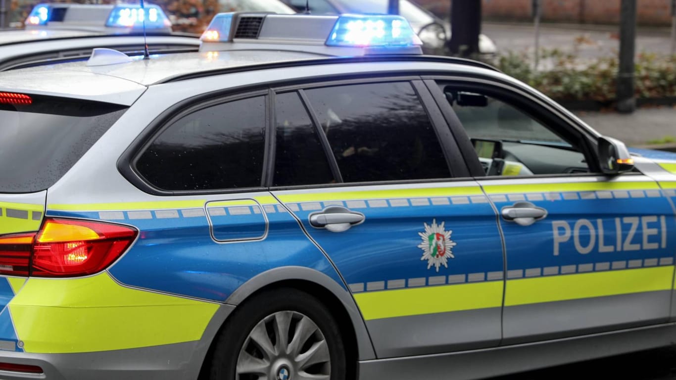 Polizei Nordrhein-Westfalen: Ein Streit auf einem Spielplatz ist in Monheim am Rhein eskaliert. (Symbolbild)