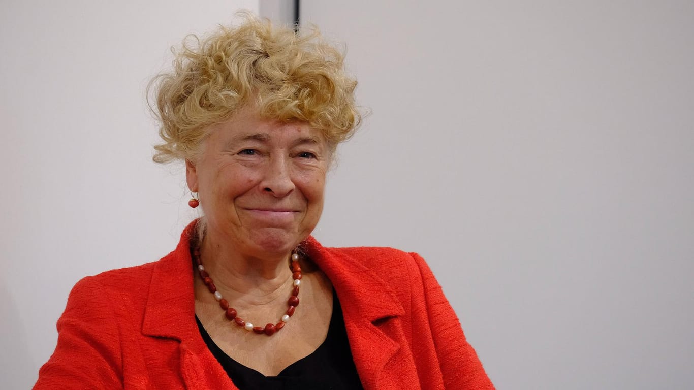 Gesine Schwan: Die SPD-Politikerin bringt sich für einen Posten an der Parteispitze ins Gespräch.
