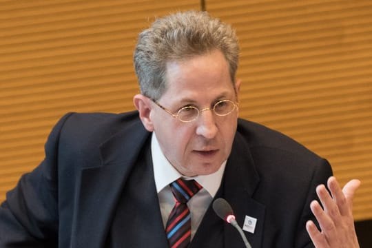 Hans-Georg Maaßen (CDU): Der ehemalige Verfassungsschutz-Präsident erntet für seinen Tweet zu einem Zeitungsartikel der "NZZ" heftige Kritik.