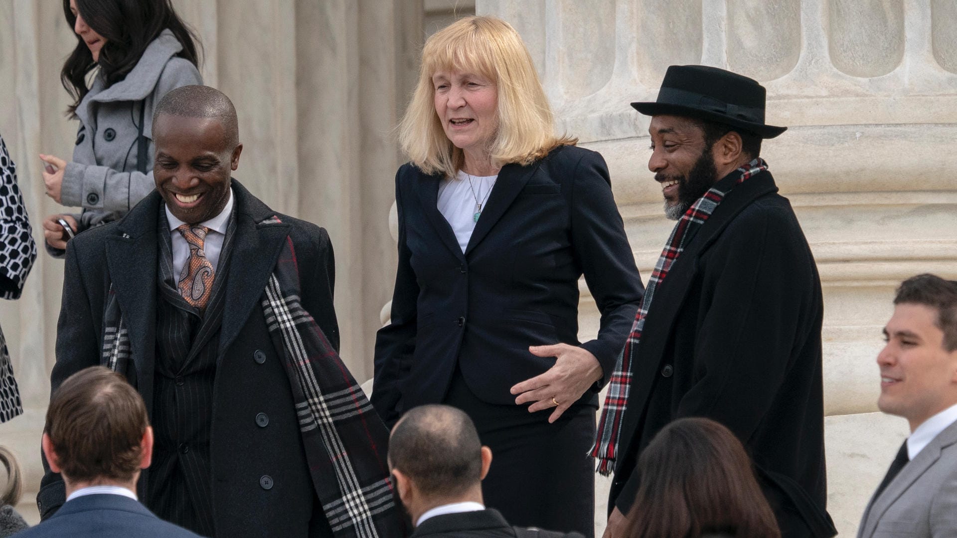 Rechtsanwältin Sheri Johnson verlässt den Supreme Court: Nach der Aufhebung des Urteils kann Curtis Flowers nun zum siebten Mal der Prozess gemacht werden. Er sitzt seit 22 Jahren im Gefängnis.