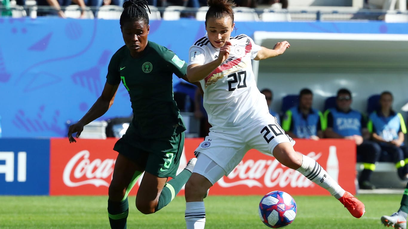 Hatte die erste Großchance für das DFB-Team: Lina Magull (r.)