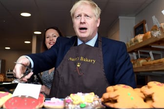 Boris backt: Seine Unterstützen lieben Johnson als Unterhalter.
