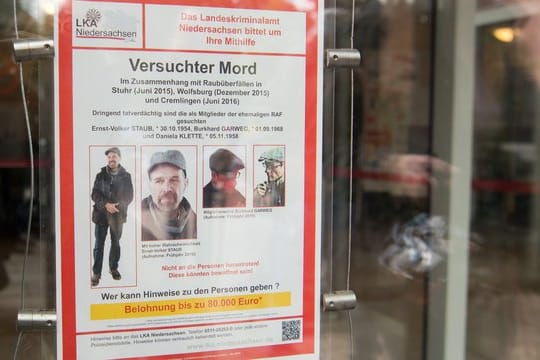 Diie Polizei fahndet seit Jahrzehnten nach Ernst-Volker Staub, Burkhard Garweg und Daniela Klette - bisher erfolglos.