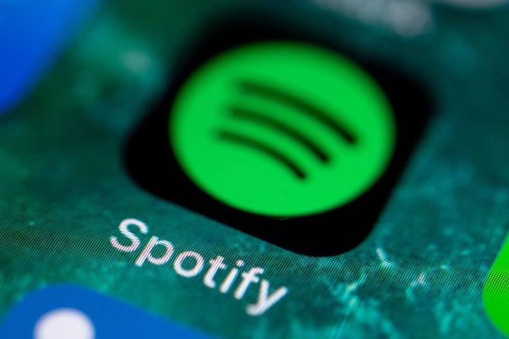 Apple setzt sich gegen den Vorwurf von Spotify zur Wehr, man verlange von den Kunden des Streamingdienstes überhöhte Provisionen.