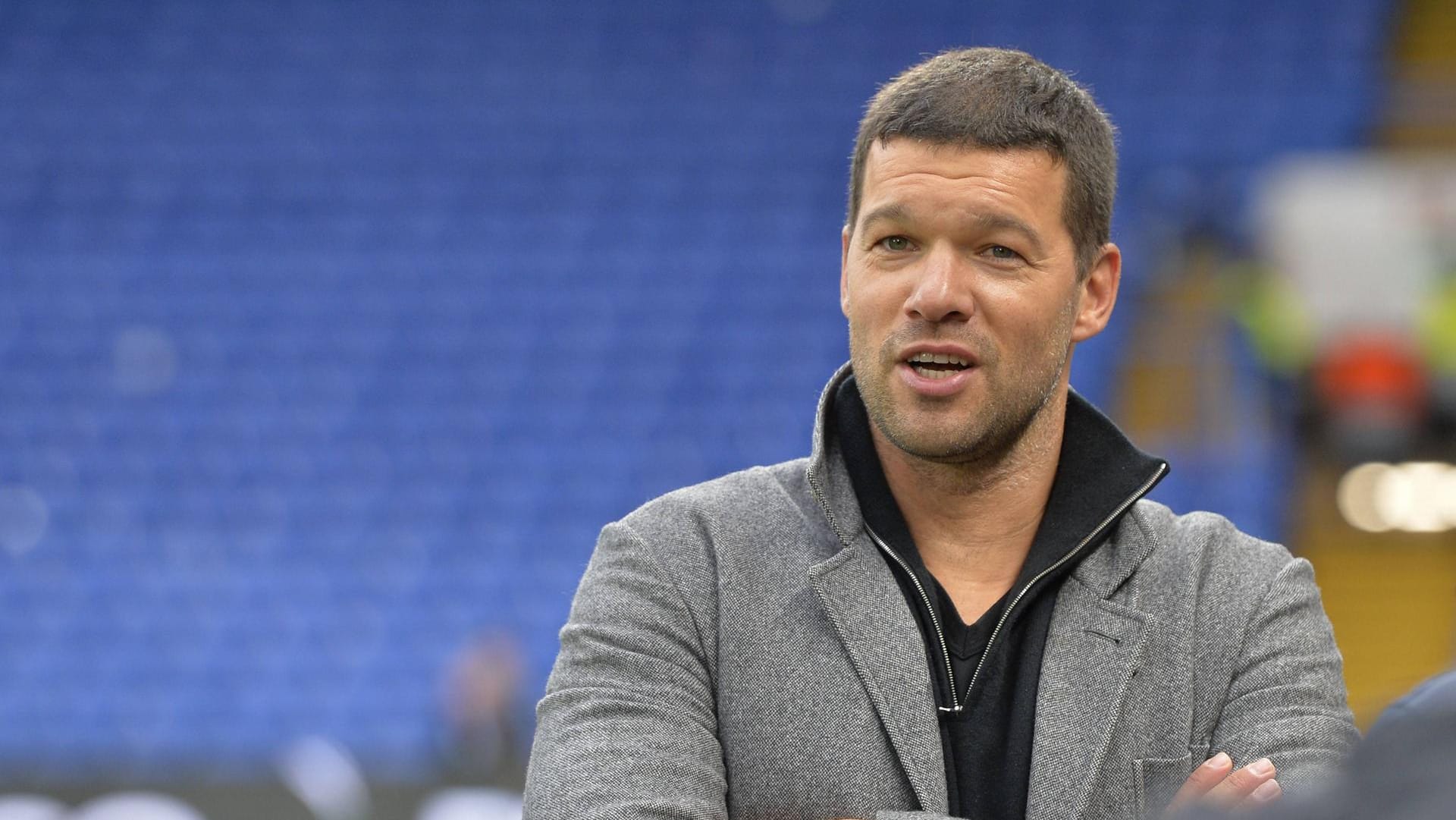 Wäre auch gerne mal Coach: Michael Ballack macht die Trainer-Lizenz.