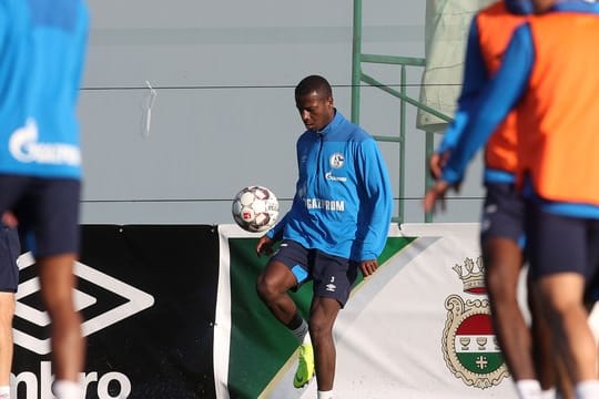 Will den FC Schalke 04 verlassen: Abwehrspieler Hamza Mendyl.