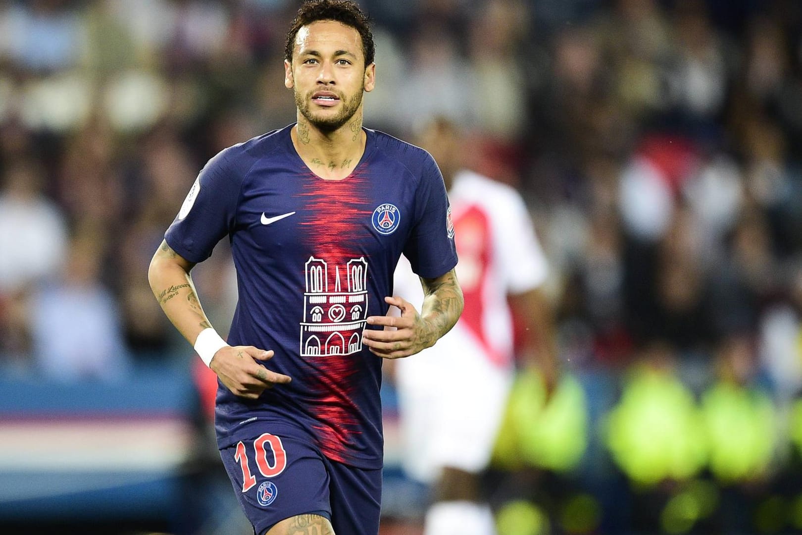 Bald nicht mehr im PSG-Trikot? Star-Stürmer Neymar.