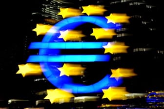 Die Unionsfraktion macht sich für die Einführung eines digitalen Euros stark.