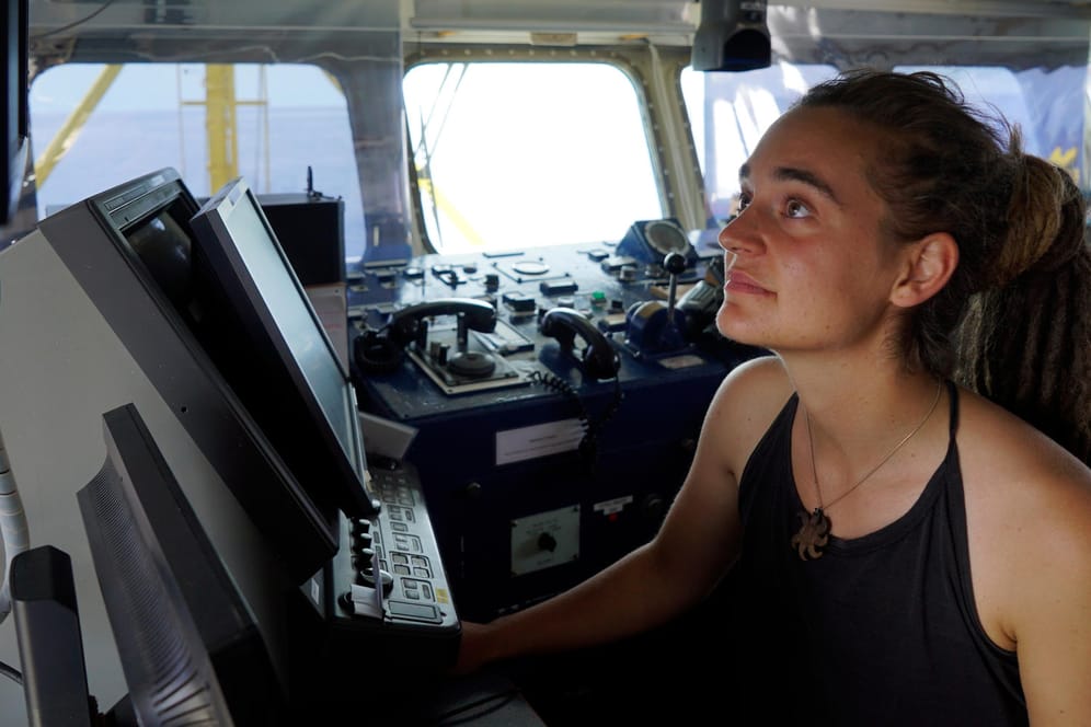 Carola Rackete aus Kiel: Die Kapitänin der "Sea-Watch 3" ist bereit, das Anlegeverbot der italienischen Regierung zu missachten.