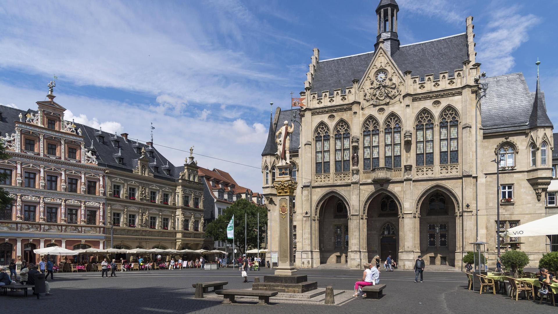 Rathaus am Fischmarkt in Erfurt: In vier Städten mussten die Rathäuser geräumt werden. (Archivbild)