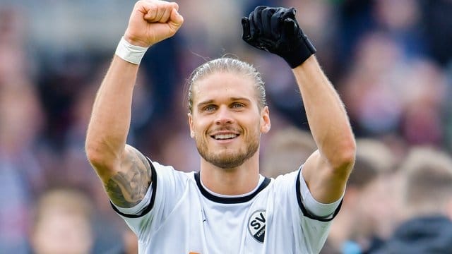 Hat nach dem Hype durch die WM in Russland wieder Bodenhaftung gewonnen: Der Isländer Rurik Gislason.