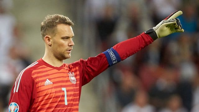 Manuel Neuer rechtfertigte den Nummer-1-Status erst mit starken Leistungen im Schlussspurt. Manuel Neuer rechtfertigte den Nummer-1-Status erst mit starken Leistungen im Schlussspurt.