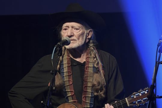 Willie Nelson macht einfach immer weiter.