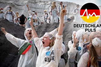 Klimaaktivisten stürmen den Braunkohle-Tagebau in Garzweiler: Das Thema Klima- und Umweltschutz wird von den Deutschen laut einer exklusiven Umfrage von t-online.de als zweitwichtigstes Thema eingeschätzt.