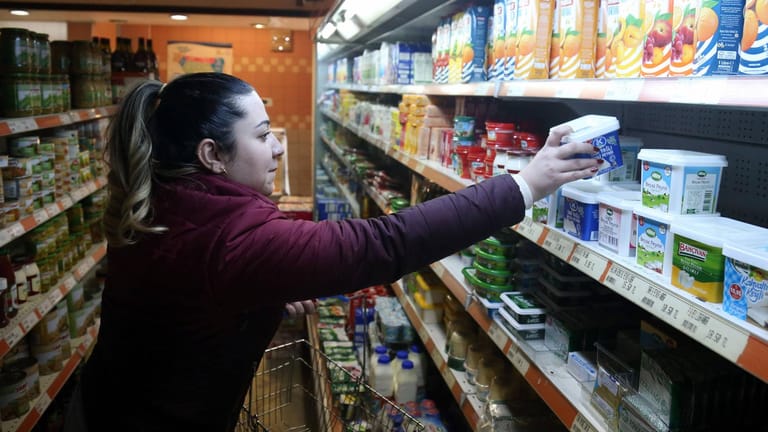 Ein türkischer Supermarkt in Ankara: Die Lebensmittelpreise sind durch die Lira-Krise erheblich gestiegen.