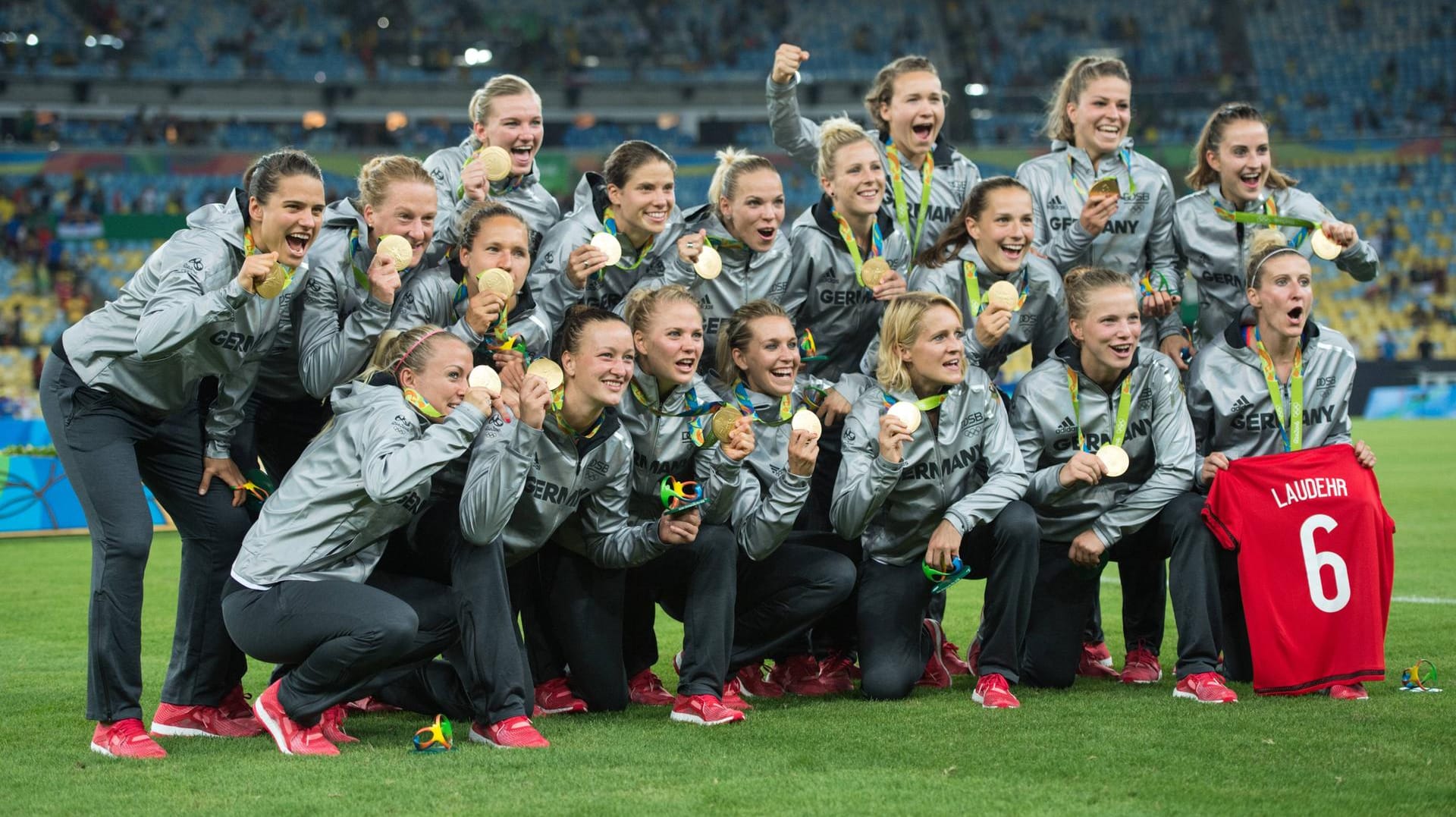 Erfolgreich in Rio: Deutschland gewinnt das Olympia-Finale in Rio gegen Schweden mit 2:1 und holt Gold.