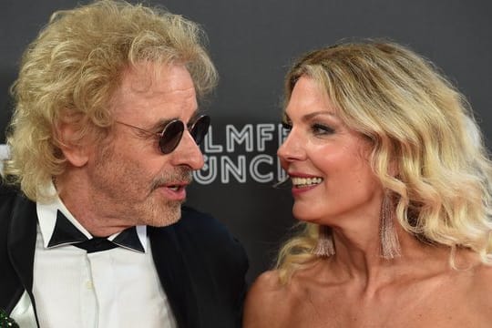 Thomas Gottschalk und seine Freundin Karina Mroß beim Filmfest München.