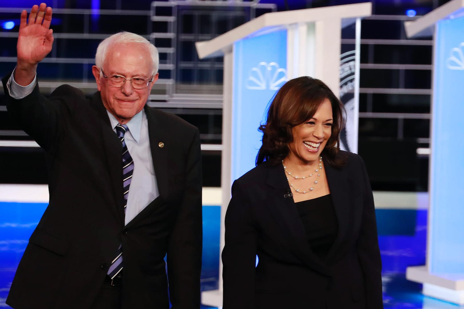 Zweite TV-Debatte der US-Demokraten: Die Senatoren Bernie Sanders und Kamala Harris.