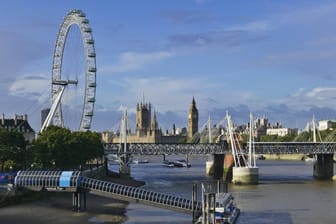 Blick auf London Eye: Die Sehenswürdigkeit gehört dem britischen Unterhaltungskonzern Merlin.