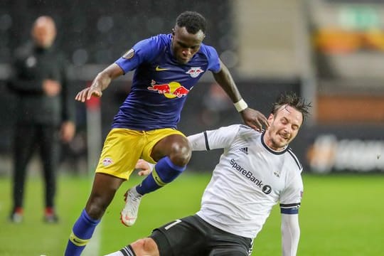 Spielt künftig in den Niederlanden: Bruma (l).