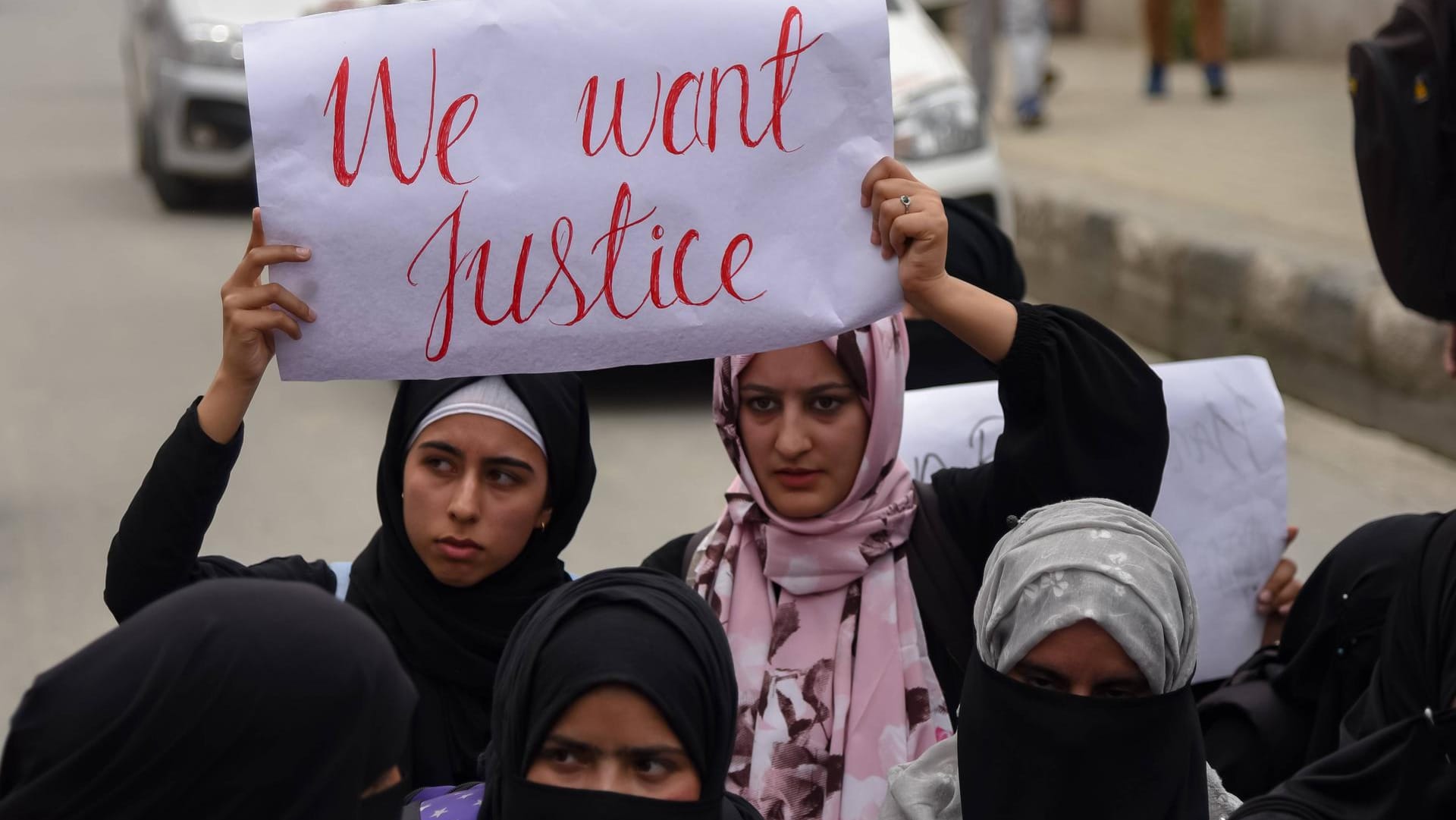 Indische Frauen demonstrieren gegen Vergewaltigung: In Indien ist sexuelle Gewalt gegen Frauen allgegenwärtig. (Archivbild) Indische Frauen demonstrieren gegen Vergewaltigung: In Indien ist sexuelle Gewalt gegen Frauen allgegenwärtig. (Archivbild)