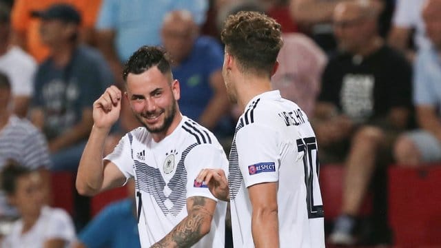 Stehen mit der U21 im EM-Finale: Luca Waldschmidt (r) und Marco Richter. Stehen mit der U21 im EM-Finale: Luca Waldschmidt (r) und Marco Richter.