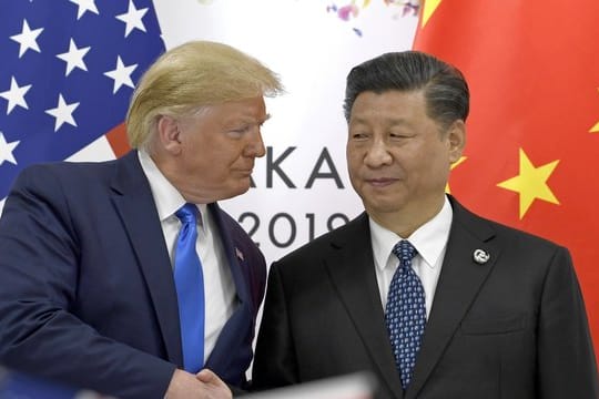 US-Präsident Donald Trump und sein chinesischer Amtskollege Xi Jinping in Osaka.