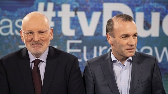 Frans Timmermans (L) und Manfred Weber Mitte Mai vor einem TV-Duell der Spitzenkandiaten für das Amt des EU-Kommissionspräsidenten. Frans Timmermans (L) und Manfred Weber Mitte Mai vor einem TV-Duell der Spitzenkandiaten für das Amt des EU-Kommissionspräsidenten.