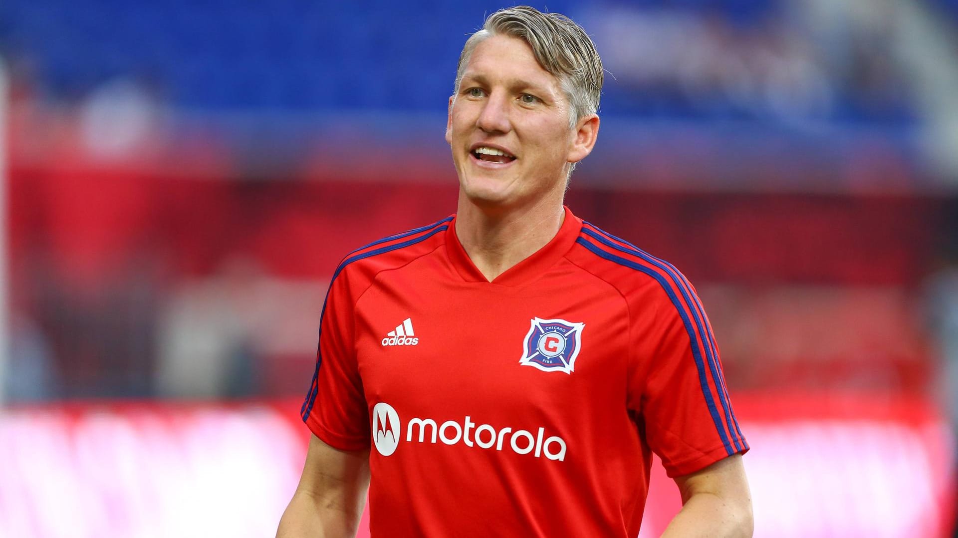 Bastian Schweinsteiger: Der Weltmeister steckt mit seinem Klub Chicago Fire in einer tiefen Krise. Bastian Schweinsteiger: Der Weltmeister steckt mit seinem Klub Chicago Fire in einer tiefen Krise.
