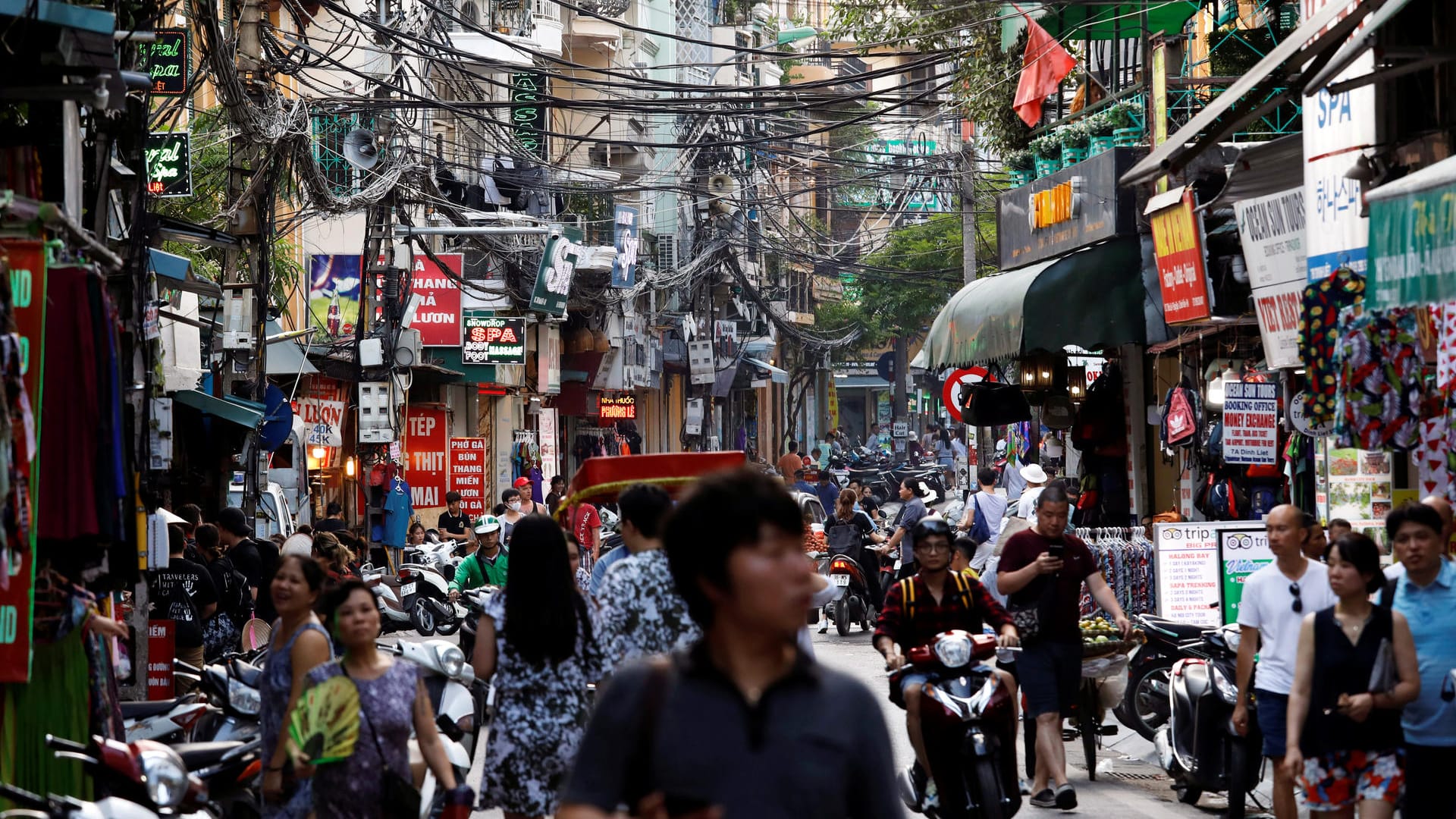 Eine Straße in der Altstadt von Hanoi: Im letzten Jahr kamen Waren im Wert von 37 Milliarden Euro von Vietnam in die Europäische Union. (Archivbild)