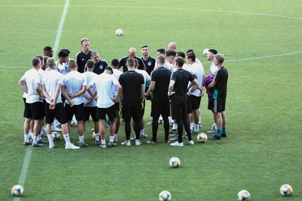 Nach dem Einzug in das Finale der U21-EM in Itlaien und San Marino steht der deutsche Fußball-Nachwuchs im Fokus.