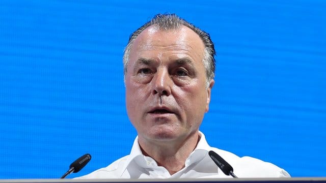 Clemens Tönnies ist erneut in den Schalker Aufsichtsrat gewählt worden.