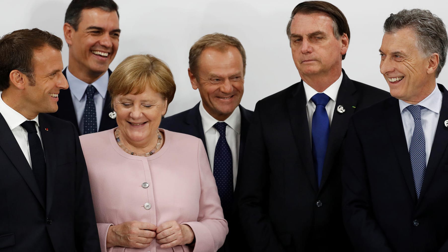 Frankreichs Macron, Spaniens Sanchez, Deutschlands Merkel, EU-Ratspräsident Tusk, Brasiliens Bolsonaro, Argentiniens Macri am Rande des G20-Gipfels in Osaka.