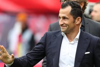 Hasan Salihamidzic: Der Sportdirektor steht beim FC Bayern seit Beginn seiner Amtszeit unter strenger öffentlicher Beobachtung.