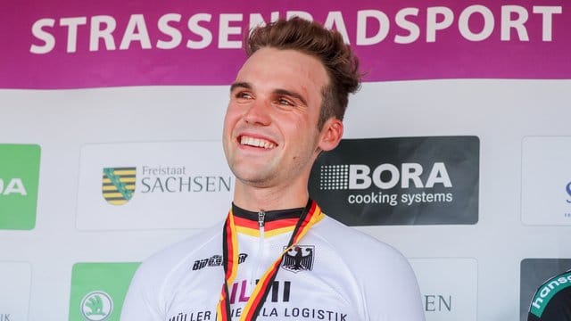 Fährt im Meistertrikot zum Tour-Debüt: Maximilian Schachmann.