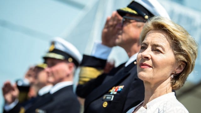 Als EU-Kommissionspräsidentin nominiert: Verteidigungsministerin Ursula von der Leyen (CDU).