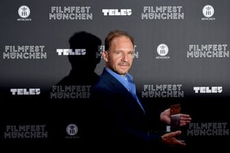 Ralph Fiennes ist in München mit dem CineMerit Award geehrt worden.