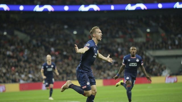 Luuk de Jong wechselt von PSV Eindhoven zum FC Sevilla.