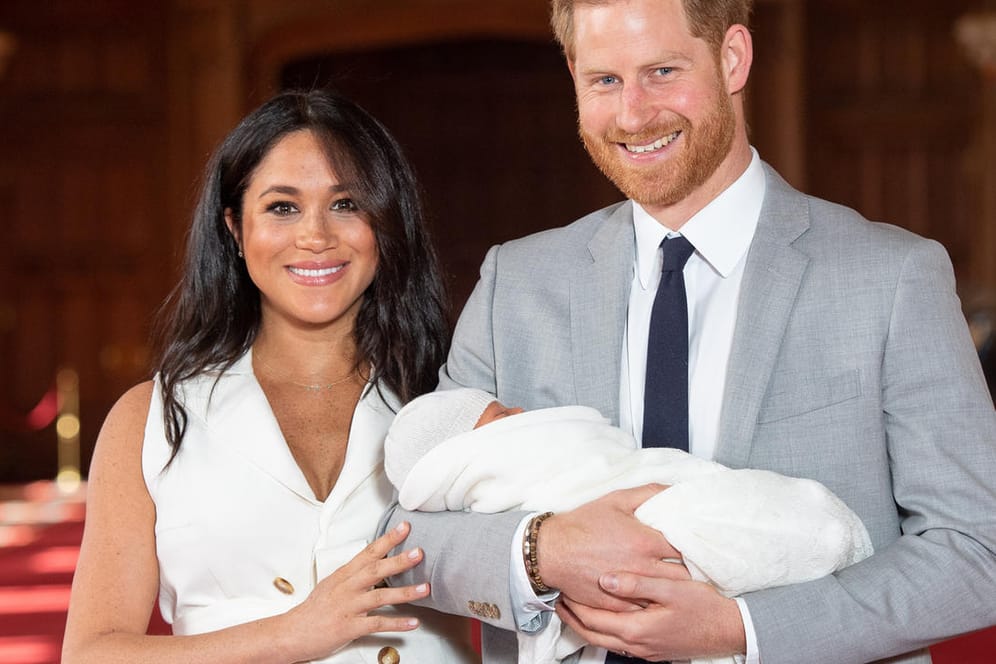 Prinz Harry und Herzogin Meghan: Baby Archie wird am Wochenende getauft.