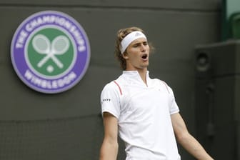 Will nach seinem Erstrunden-Desaster in Wimbledon einmal komplett abtauchen: Alexander Zverev.