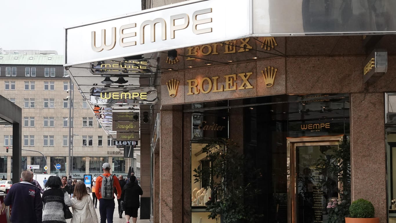 Das Ladengeschäft des Juweliers Wempe in: Die Hamburger Juwelierkette Wempe ist von Cyberkriminellen erpresst worden.