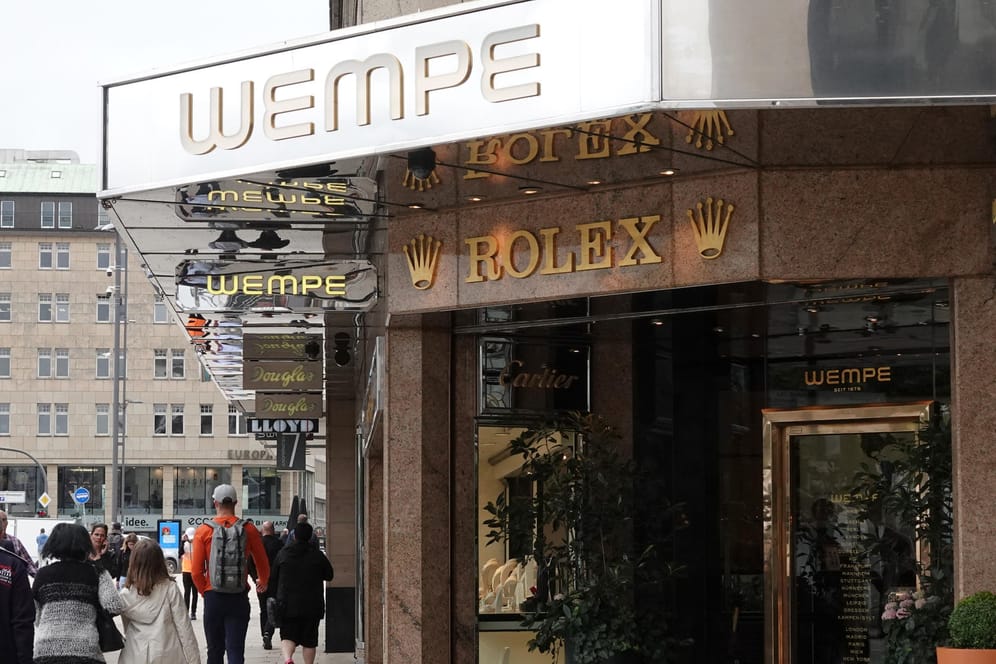 Das Ladengeschäft des Juweliers Wempe in: Die Hamburger Juwelierkette Wempe ist von Cyberkriminellen erpresst worden.