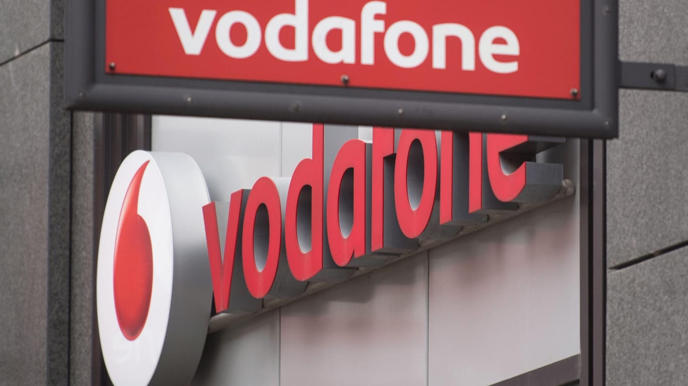 Das Vodafone-Logo: Der Konzern soll wegen unerlaubter Telefonwerbung 100.000 Euro Strafe zahlen.