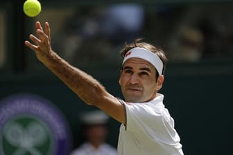 Verlor seit langer Zeit mal wieder einen Satz in der ersten Runde in Wimbledon: Roger Federer.