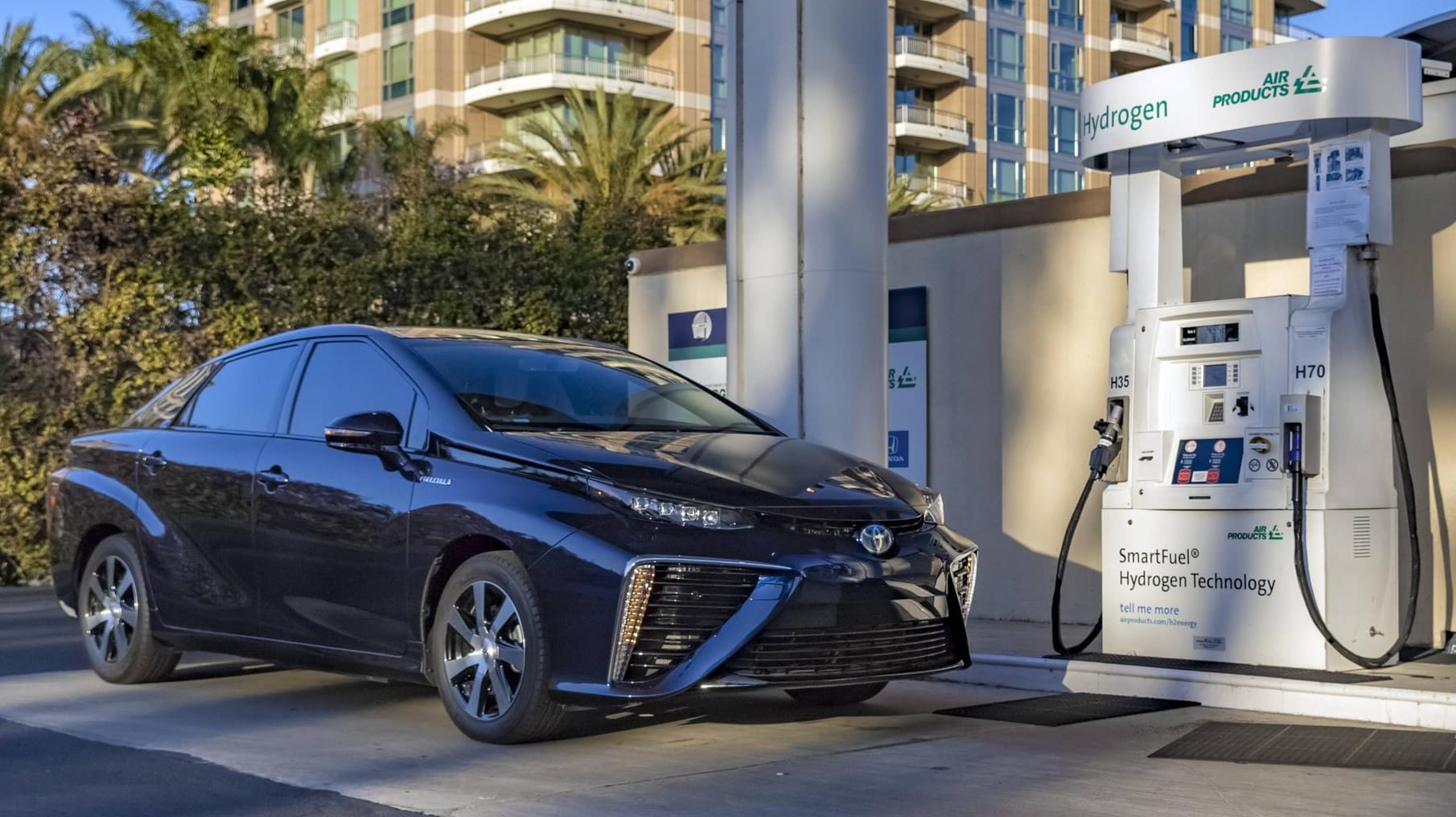 Toyota Mirai: Die Japaner sind Vorreiter beim Wasserstoff. Aber trotz seines hohen Preises verdienen sie mit dem Mirai kein Geld. Das Auto ist für sie eine Investition in die Zukunft.