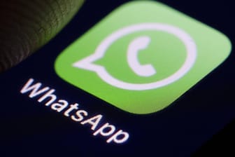 Das Logo von WhatsApp: Nutzer des Chat-Programms melden derzeit eine Störung.