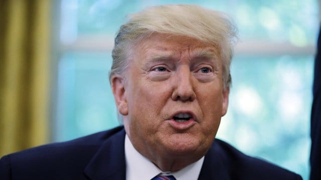 "Viele dieser illegalen Ausländer leben jetzt viel besser als dort, wo sie herkamen, und unter viel sichereren Bedingungen", schrieb Trump auf Twitter. "Viele dieser illegalen Ausländer leben jetzt viel besser als dort, wo sie herkamen, und unter viel sichereren Bedingungen", schrieb Trump auf Twitter.